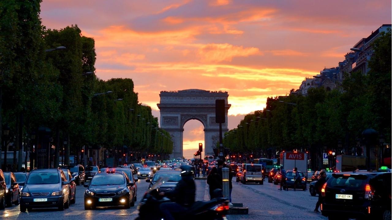 Arc De Triomphe In Paris