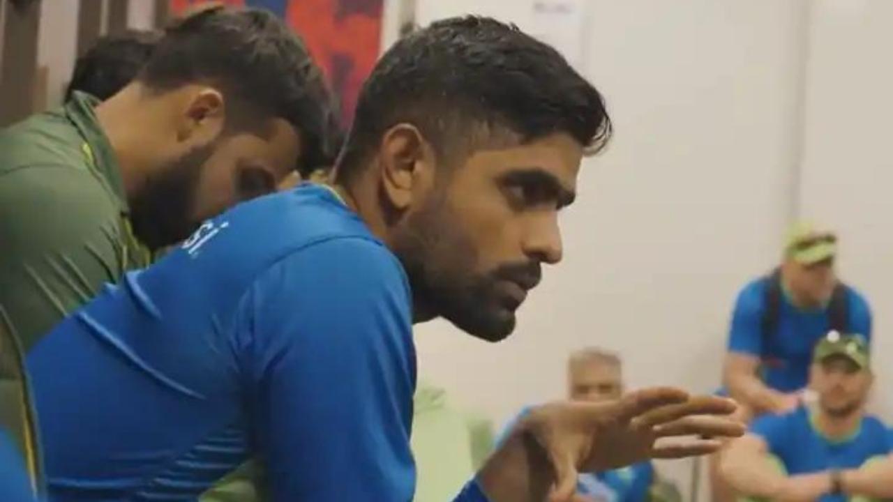 Babar Azam Inspiring And Praising His Team