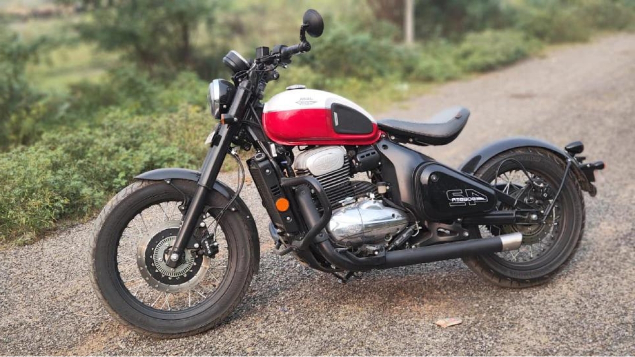 Jawa 42 Bobber