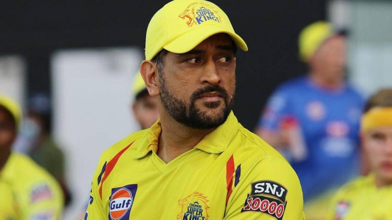 Mahendra Singh Dhoni Biceps