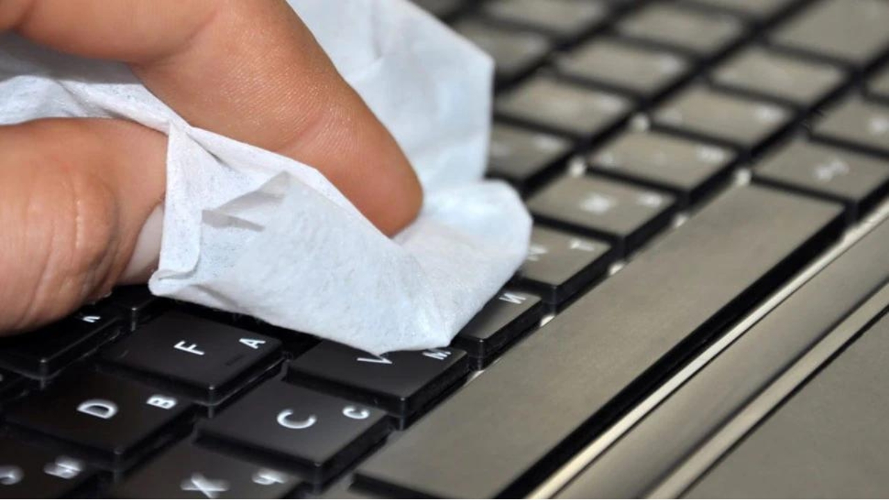 Keyboard Cleaning Solution