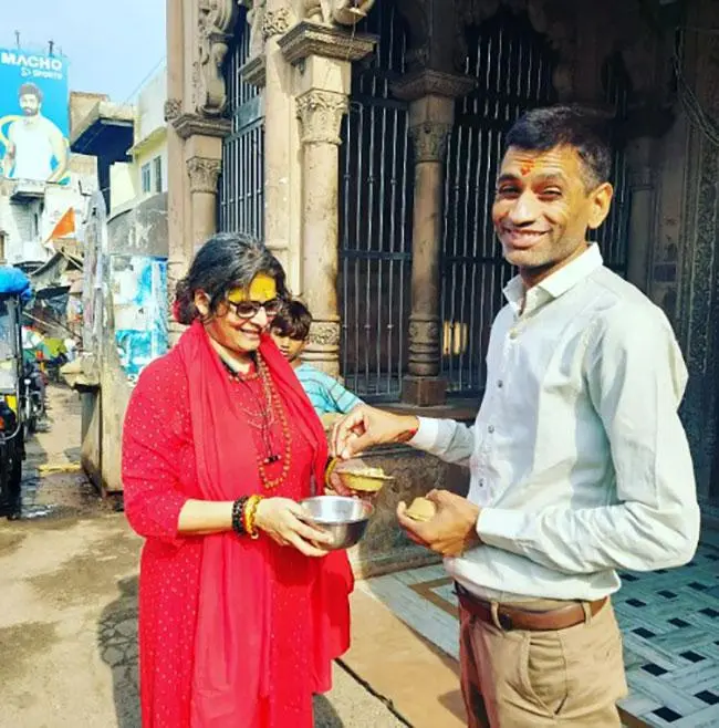 Nupur Alankar Taking Alms