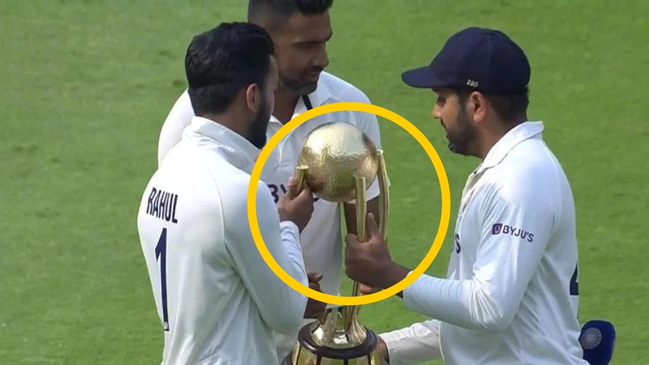 KL Rahul Snatching Trophy