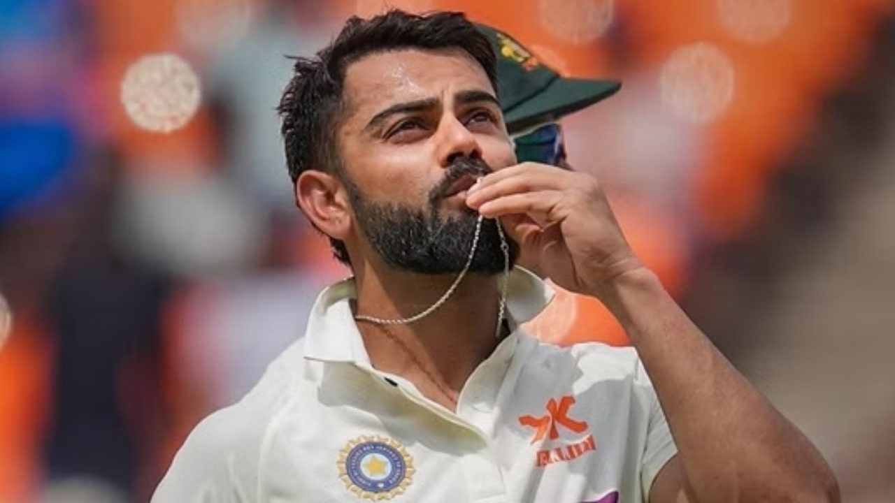 Virat Kohli Kissing His Ring