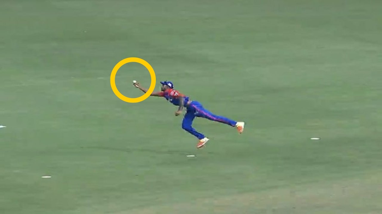 Faf Du Plessis Catch Aman Khan