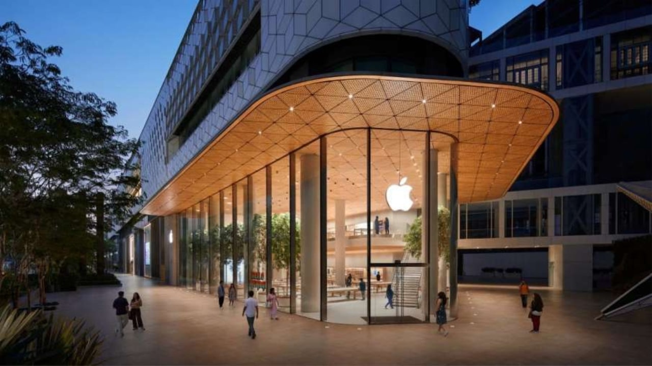 First Apple Store In India