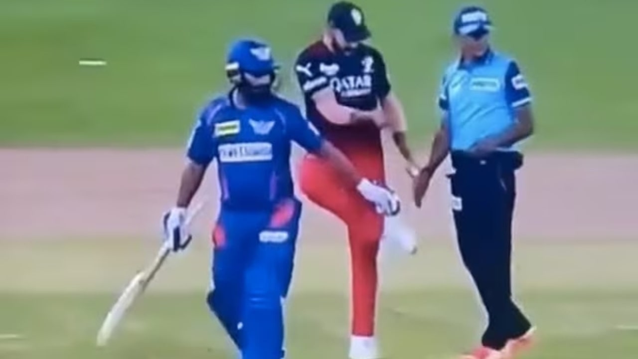 Virat Kohli Shows Shoe To Naveen Ul Haq