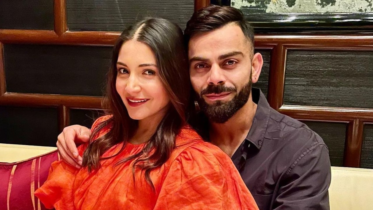 Virat Kohli With Anushka Sharma