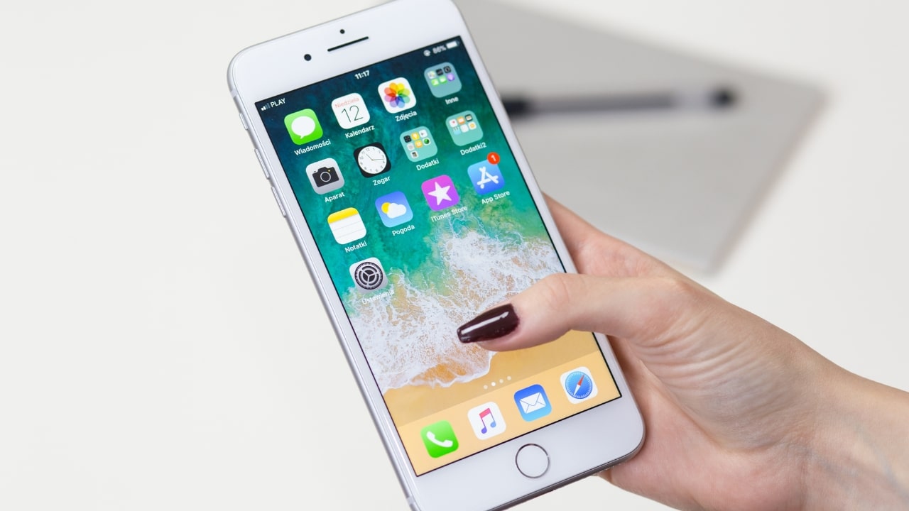 Apple iPhone