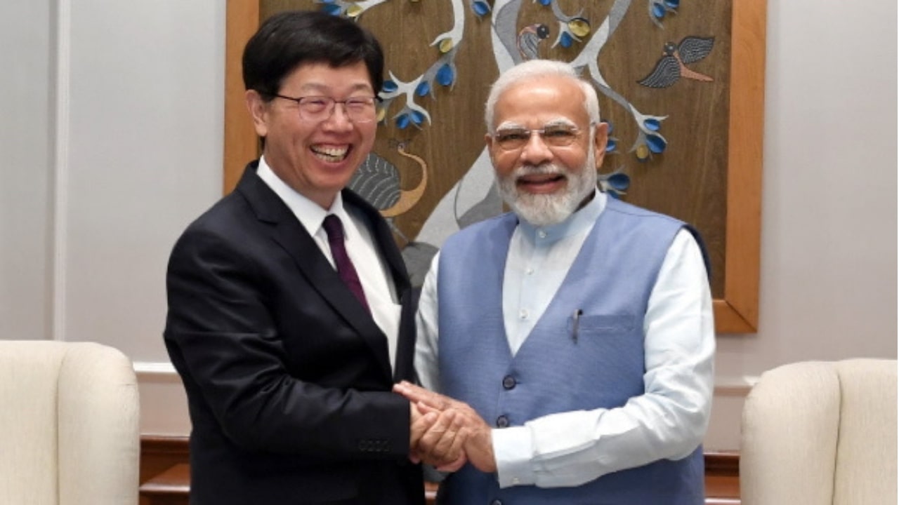 iPhone Maker Foxconn To Make Cars In India