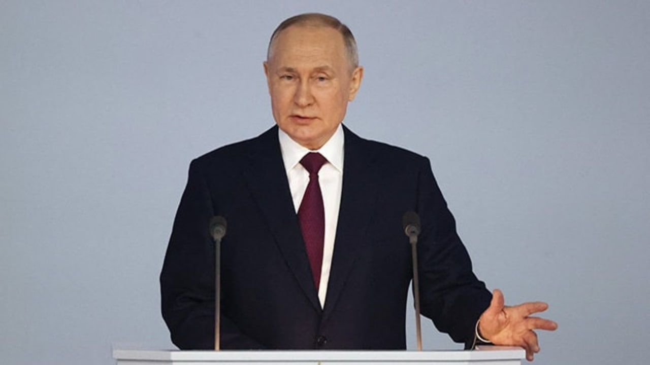 Russian Radio Stations Hacked