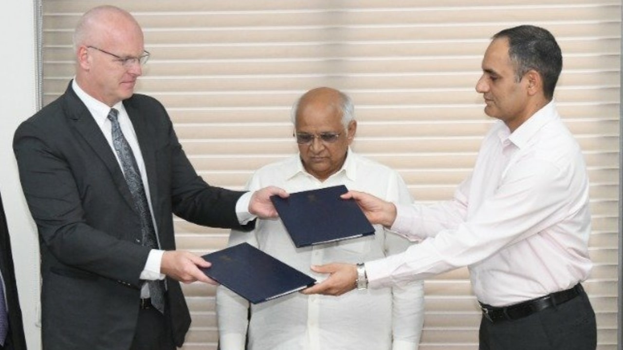 Tata Group Signs EV Battery Plant Deal With Gujarat