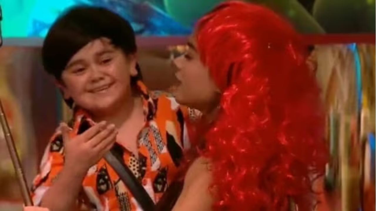 Manisha Rani Kissed Abdu Rozik