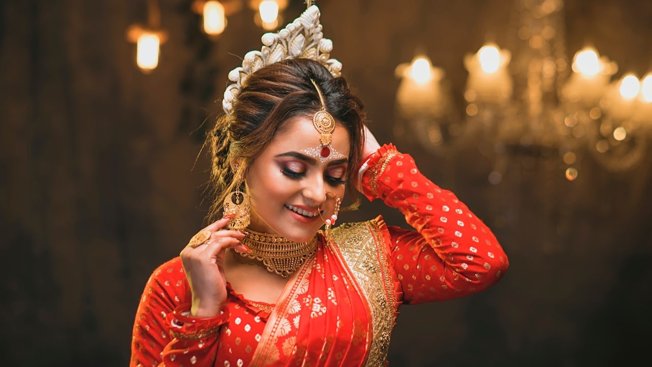 Jewellery Combinations With Necklines