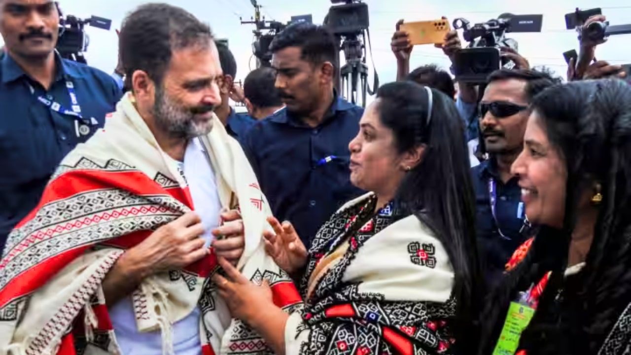 Rahul Gandhi Danced With Toda Tribals