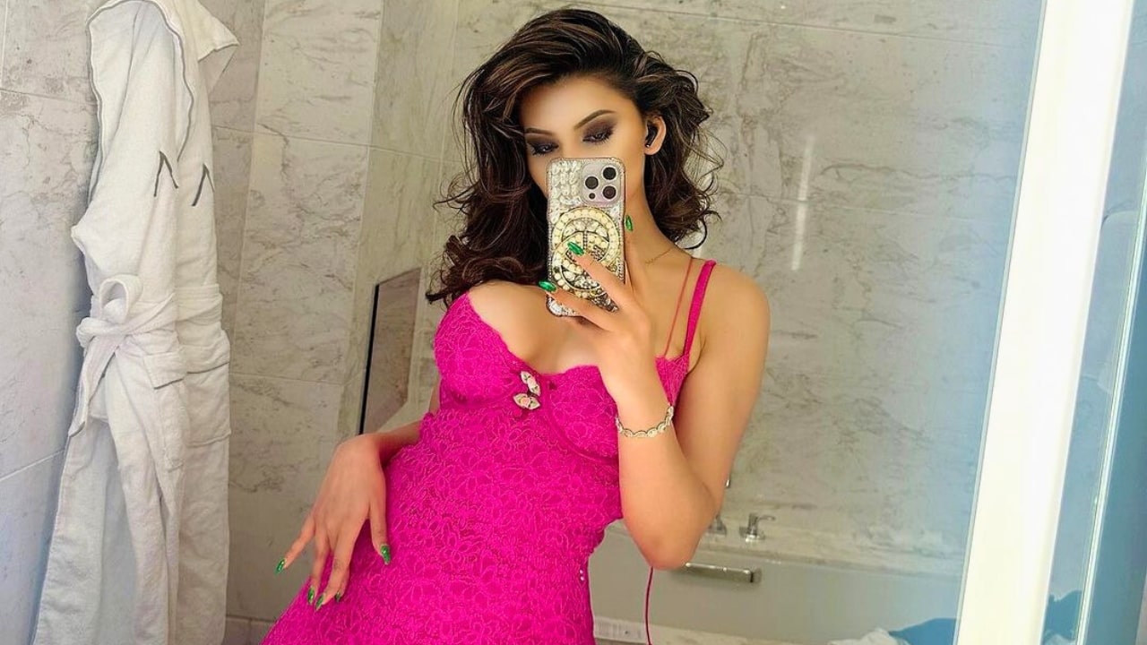 Urvashi Rautela Hot Pink Dress Viral
