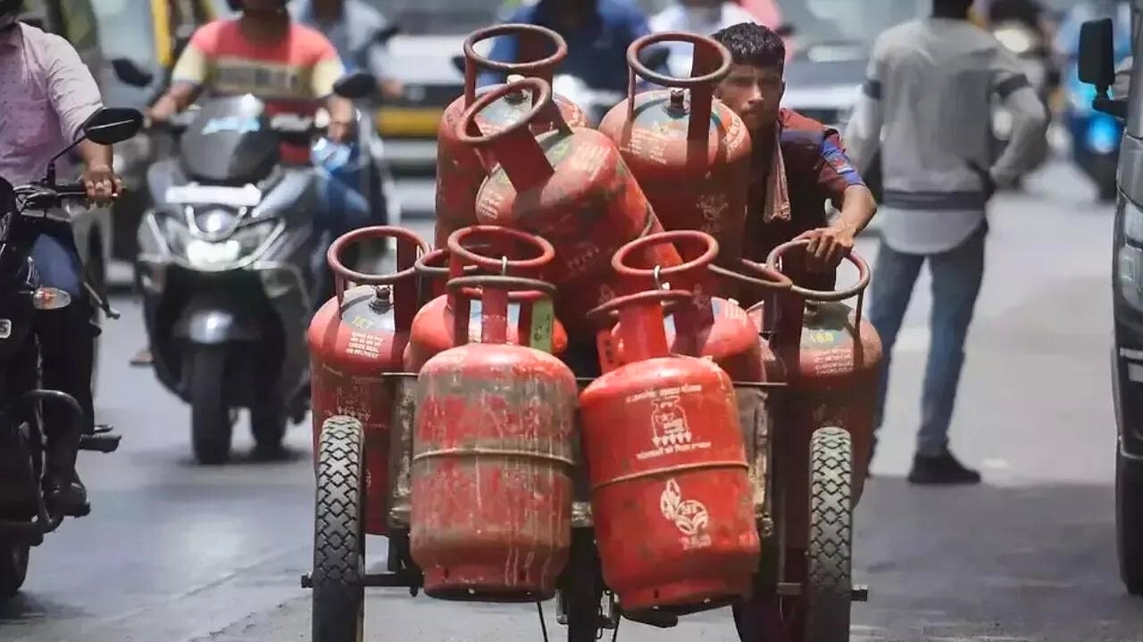 LPG Cylinder Price Today