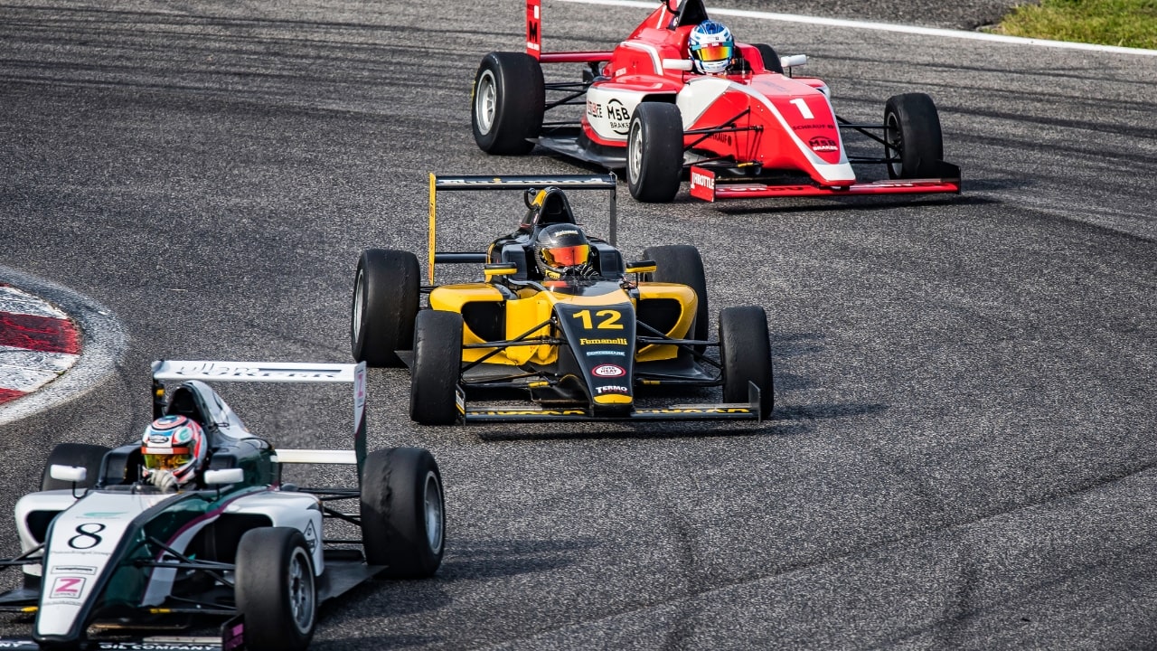 Formula 1 Racing