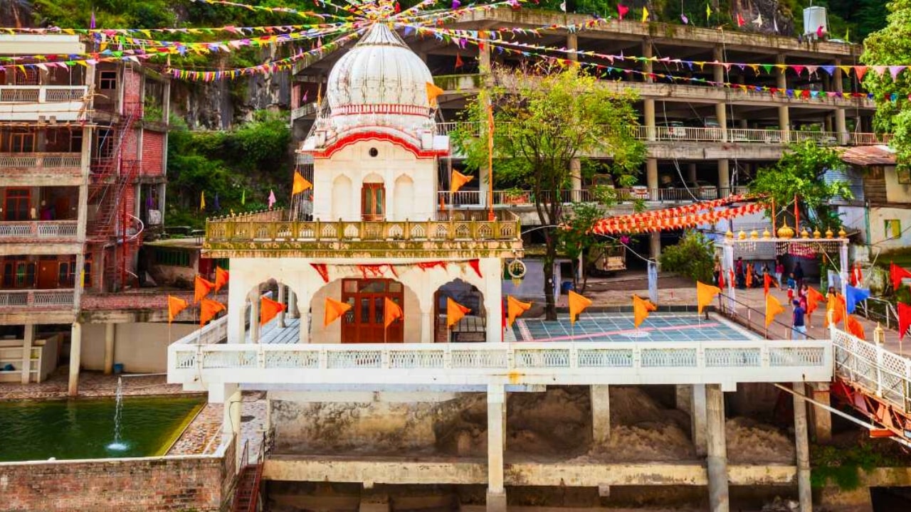 Manikaran Sahib Gurudwara