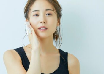 Daily Skincare For Natural Glow