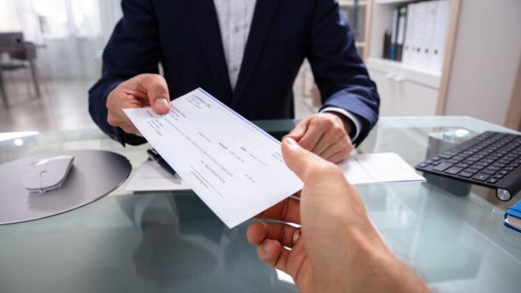 Cheque